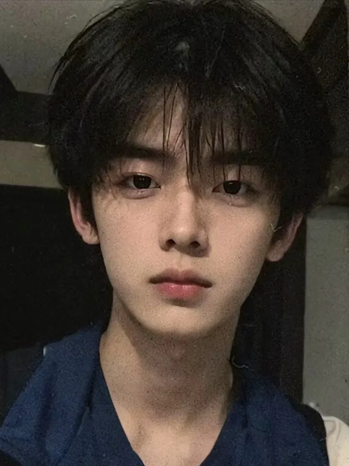 聂离角色立绘