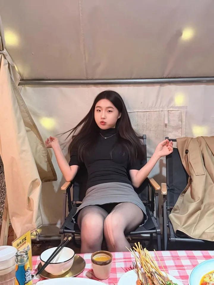 抵债母女：三十万买断的玄关夜角色立绘