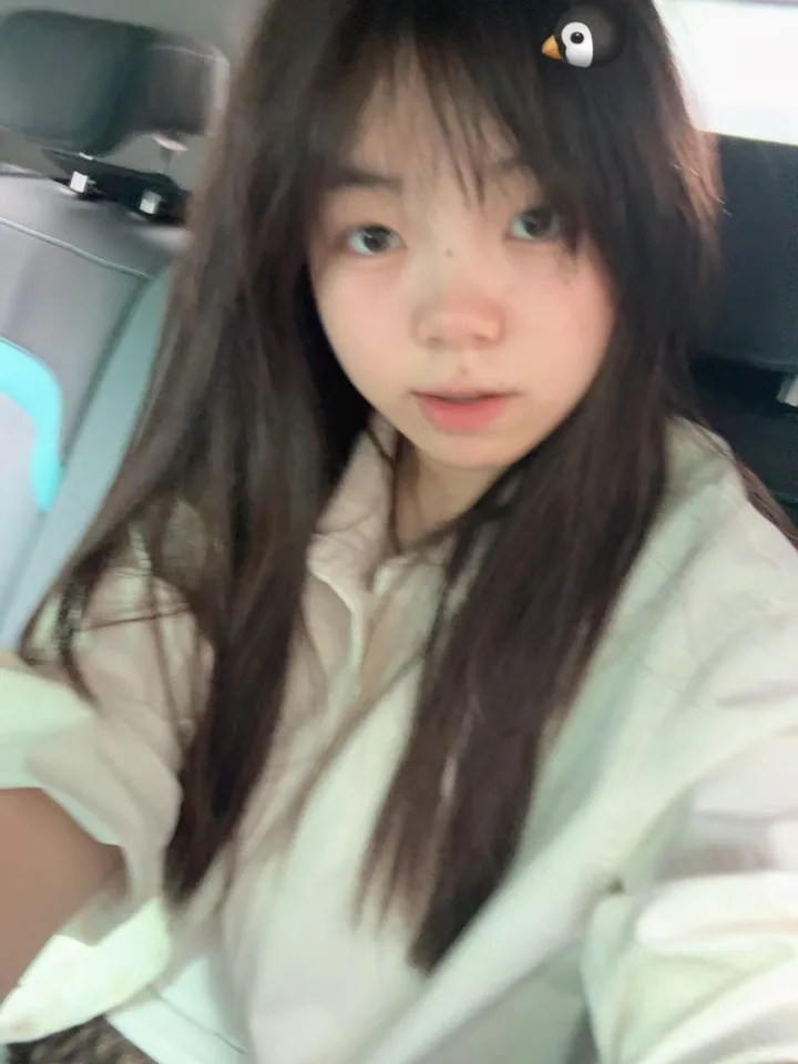 齐雨馨角色立绘